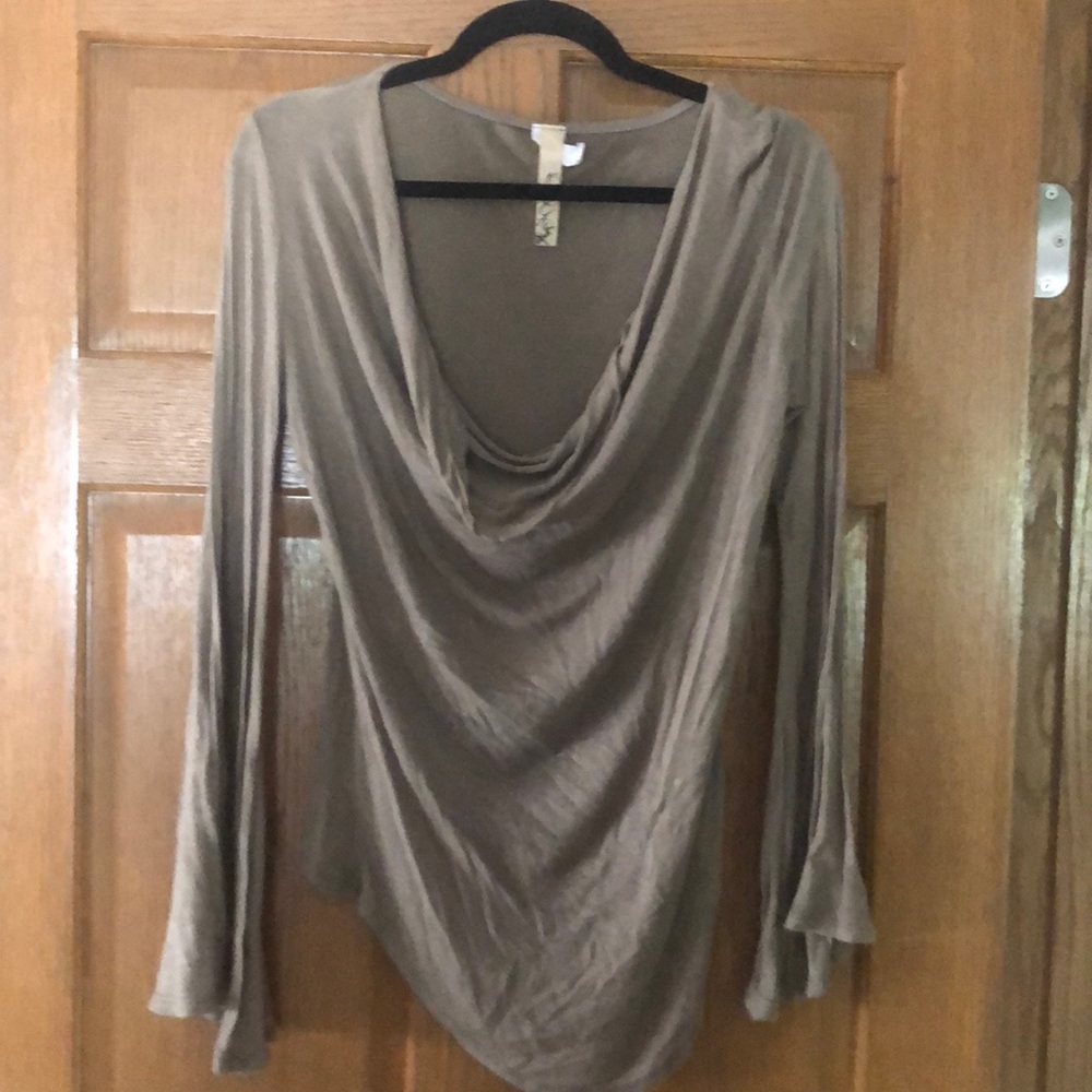Very cute top!